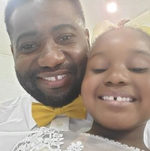 Meet your Posher, Dontae